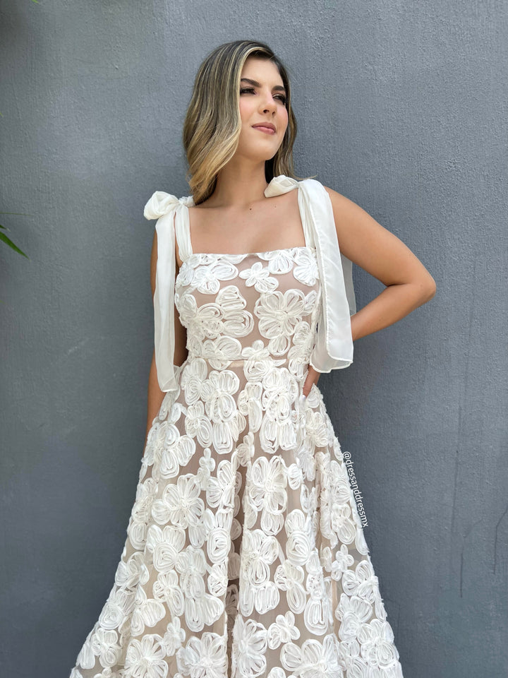 Vestido ivory midi linea A