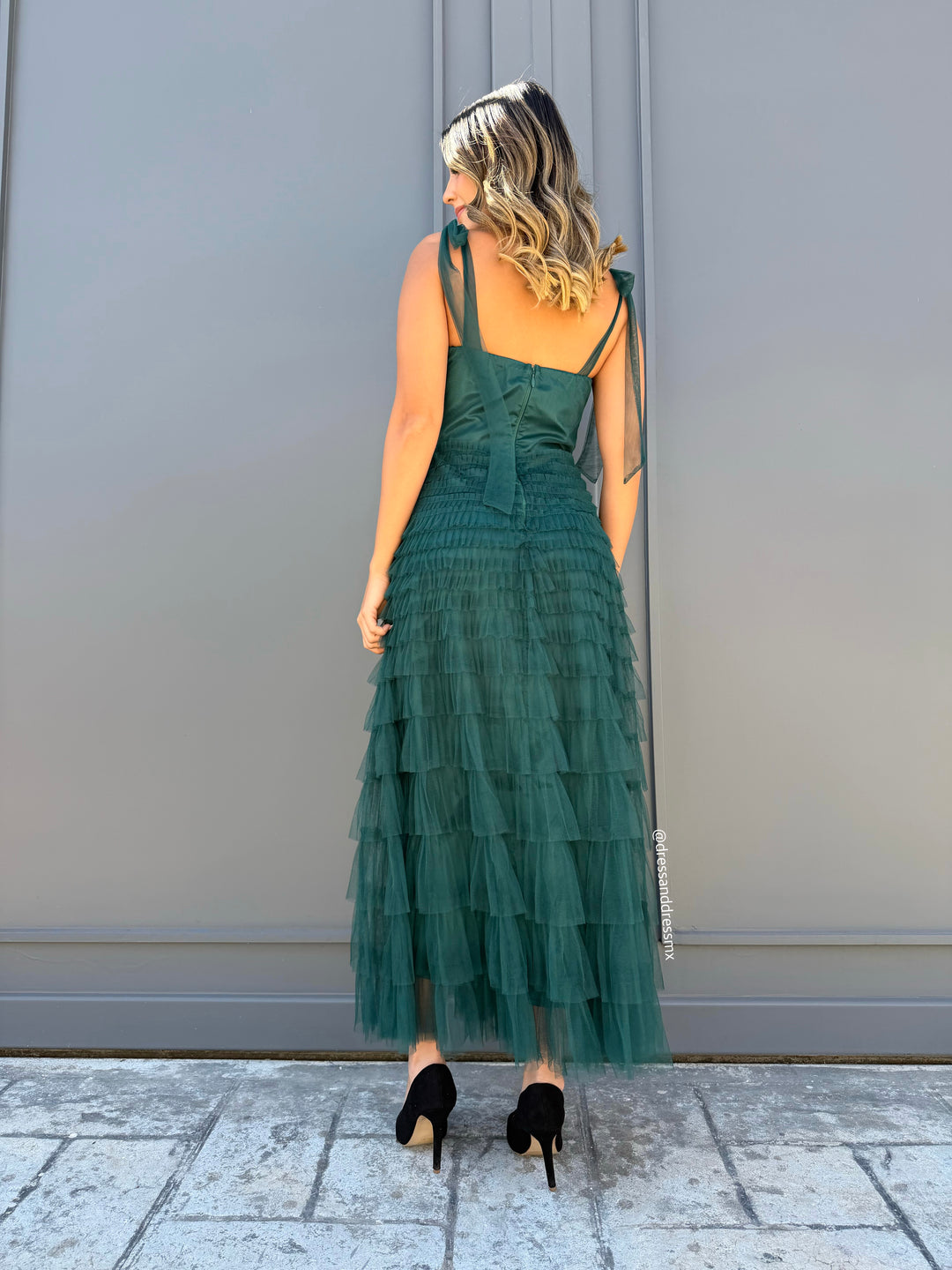Vestido verde midi tul