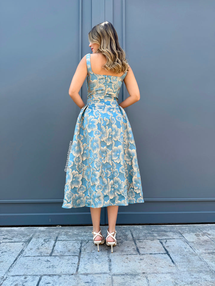 Vestido azulito con dorado