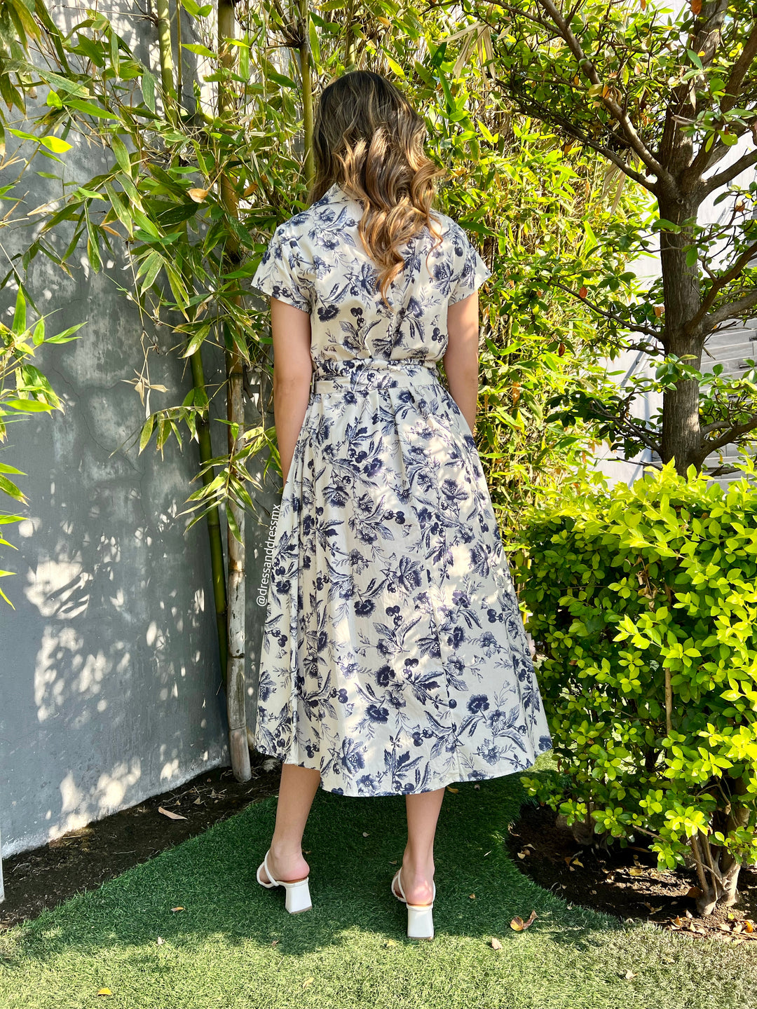 Vestido camisero flores azules