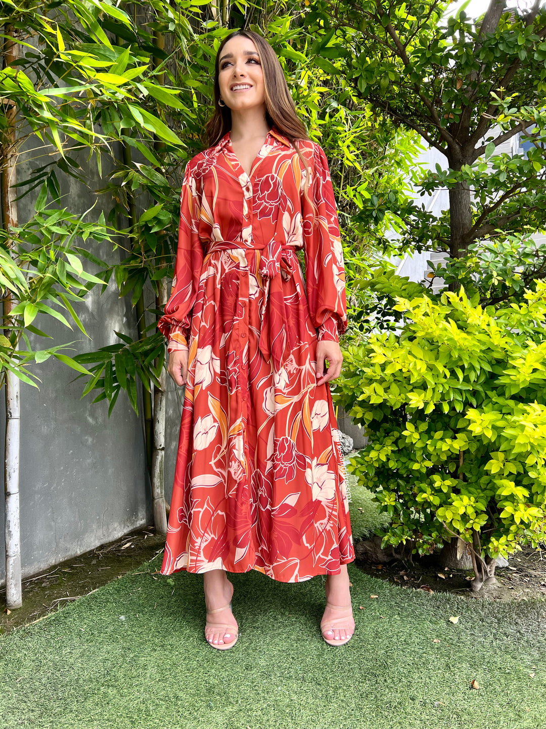 Vestido midi estampado otoñal