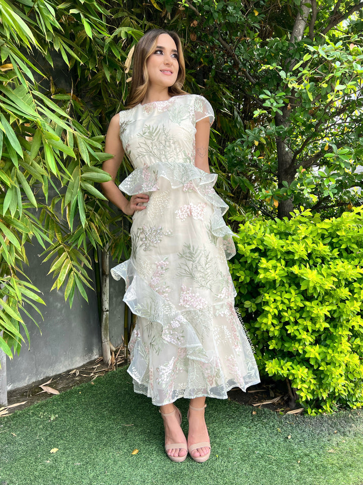 Vestido midi ivory bordado