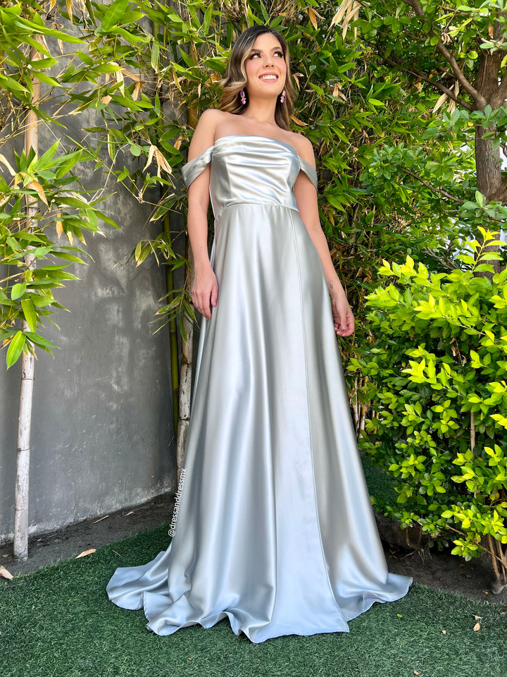 Vestido verdesito offshoulder satin