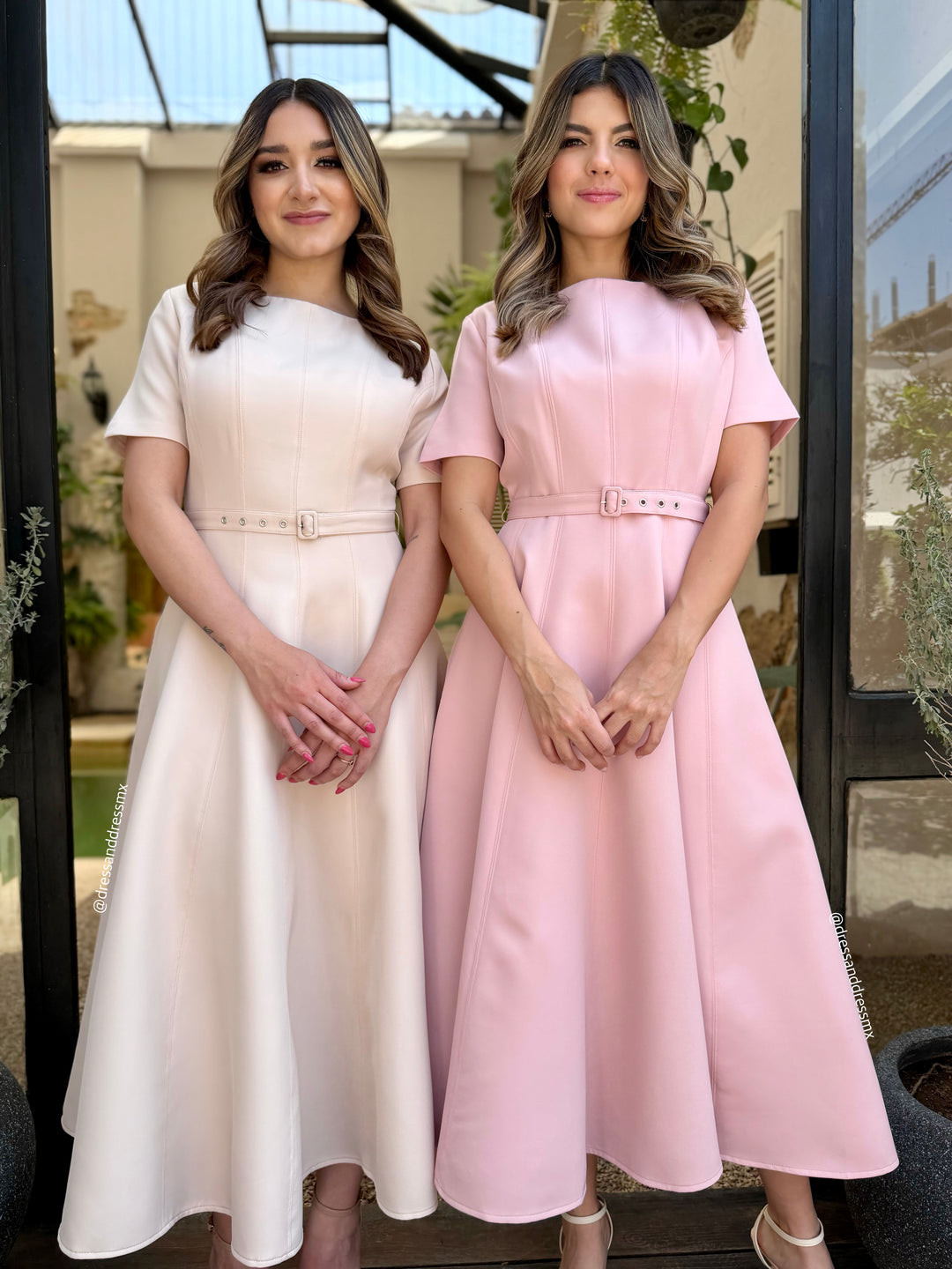 Vestido midi línea A light beige