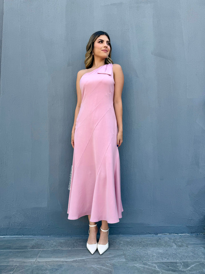 Vestido un tirante rosa