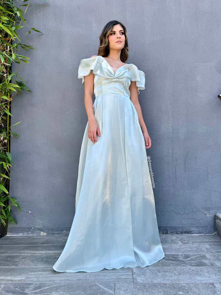 Vestido verde pastel offshoulder