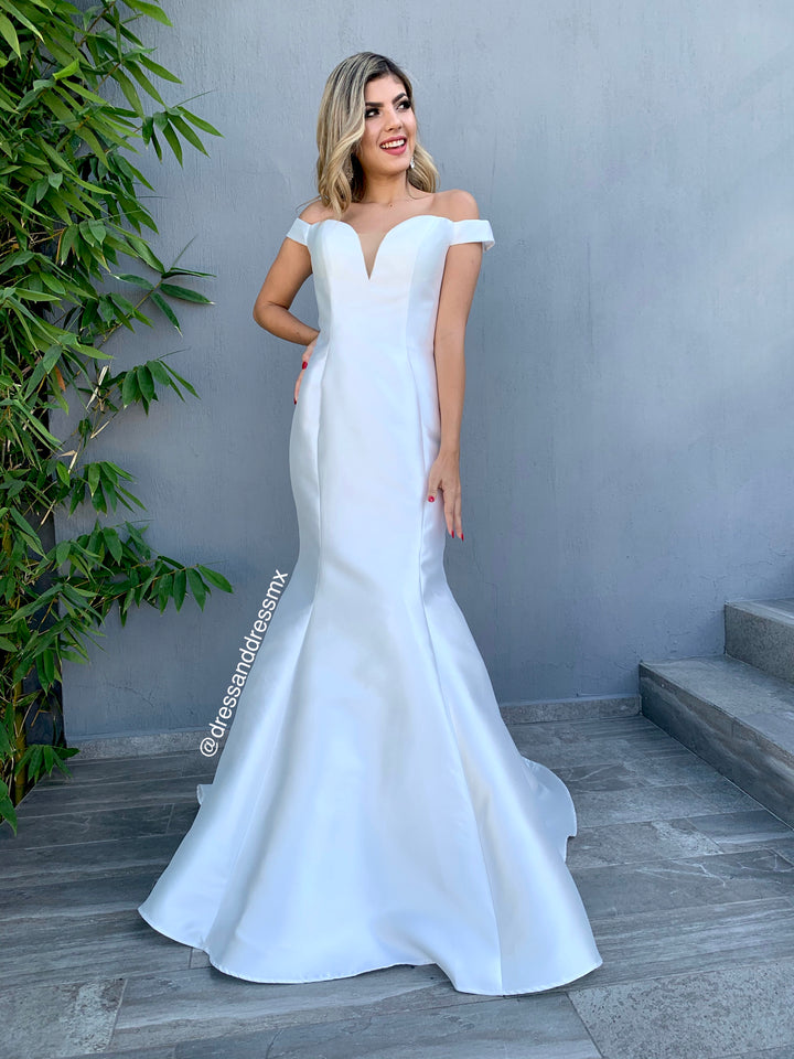 VESTIDO BLANCO OFFSHOULDER LARGO