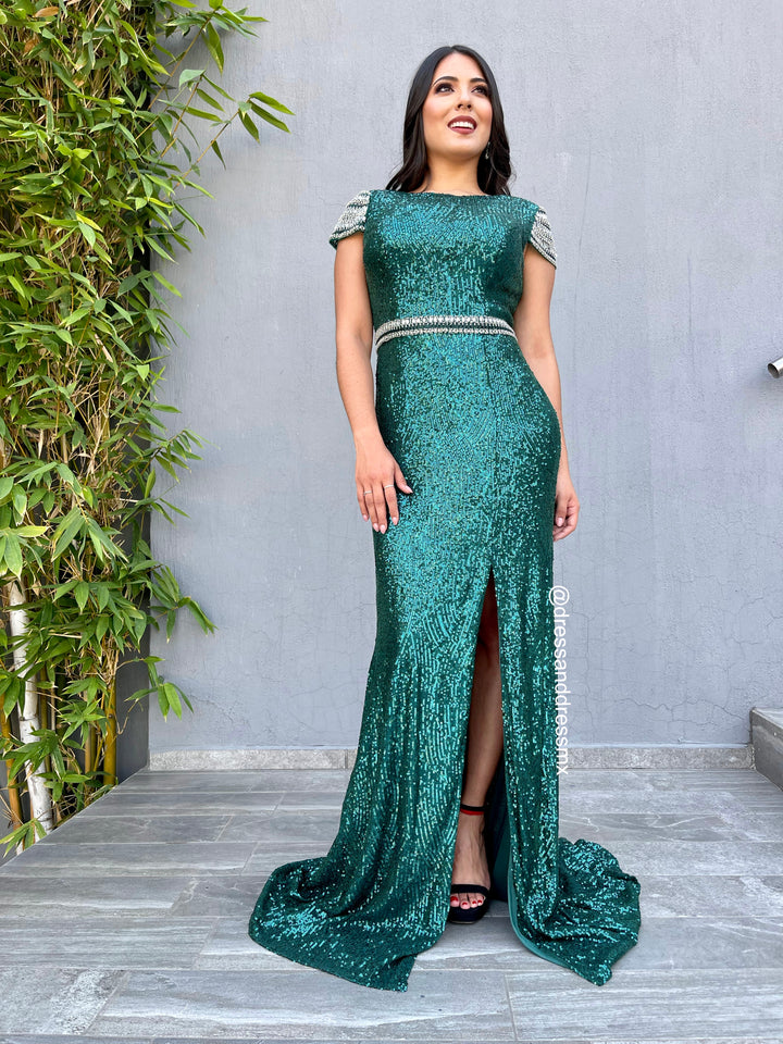 Vestido lentejuelas verdes hombros plata