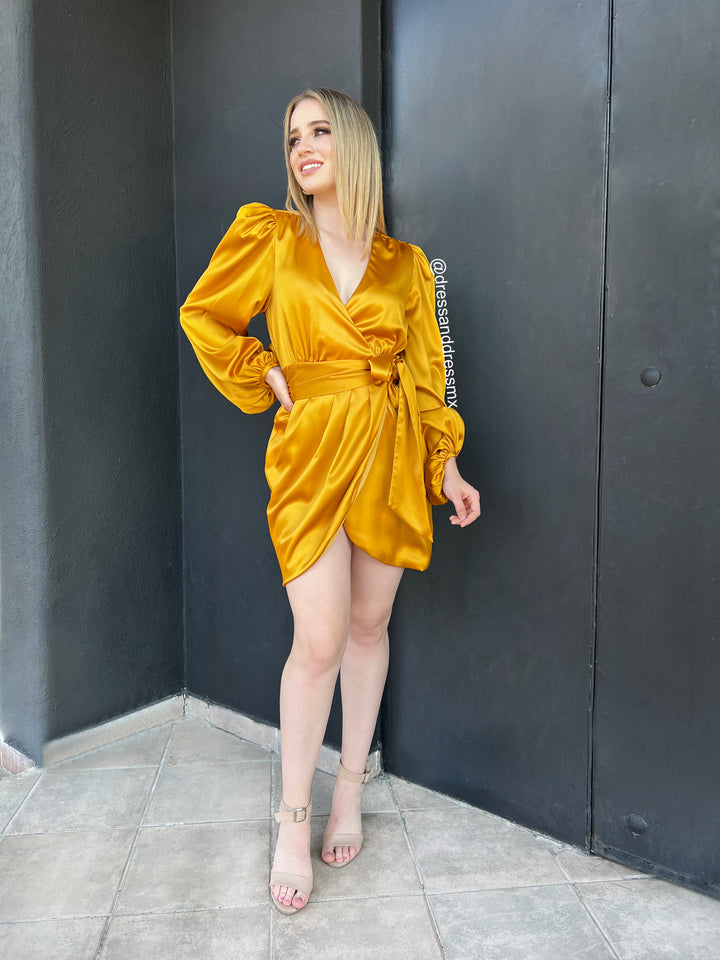 Vestido satin mostaza