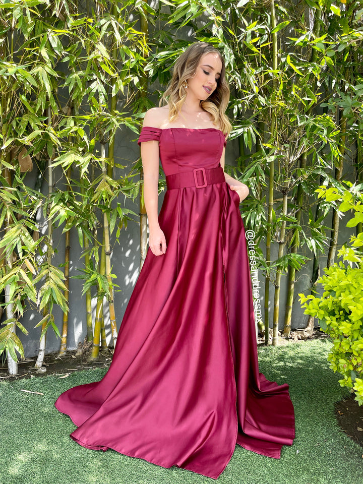 Vestido tinto cinto