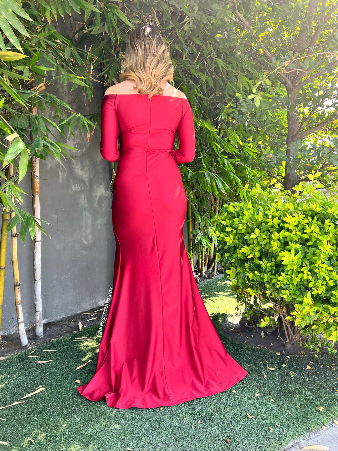 Vestido rojo quemado offshoulder